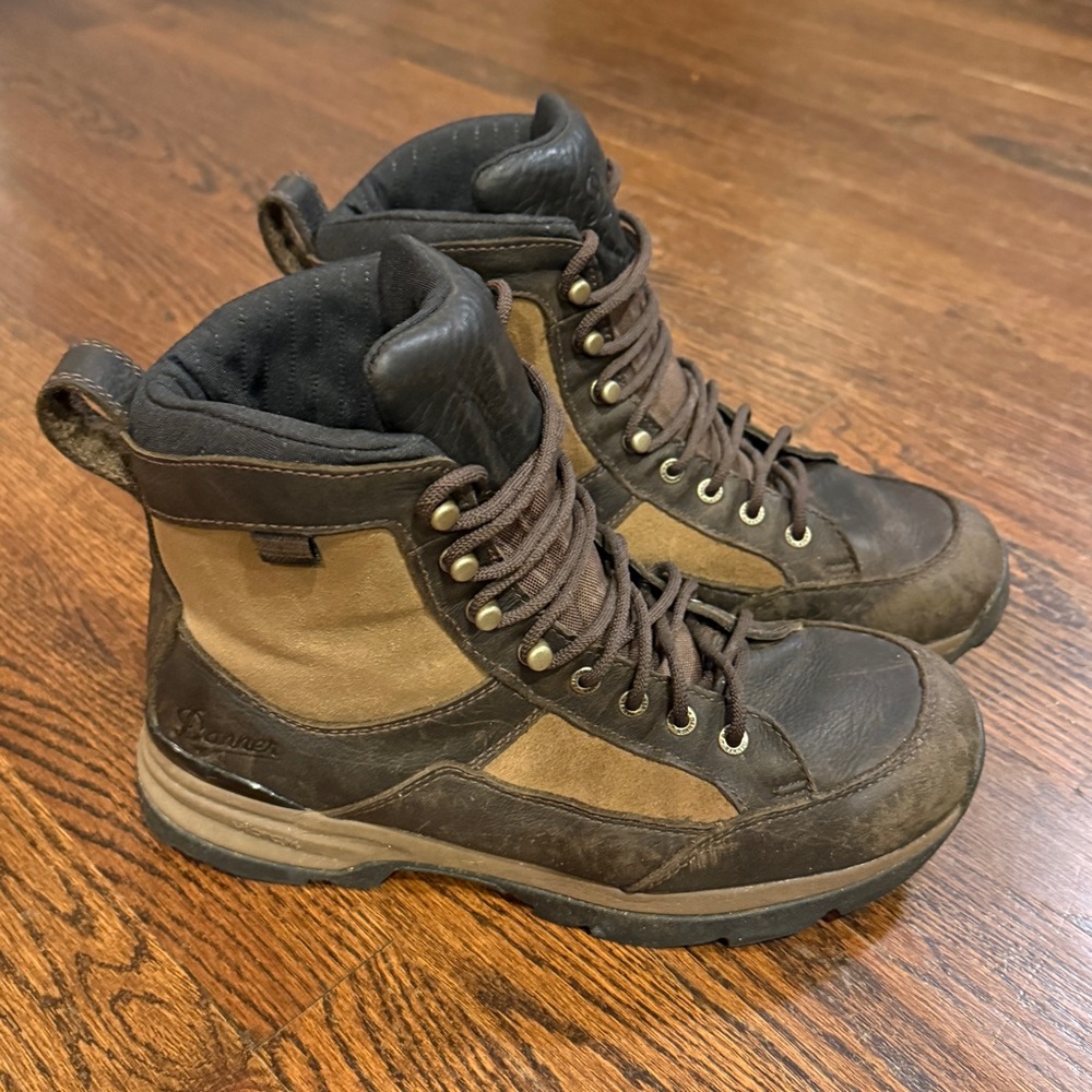 Danner Men's Dark Brown and Tan Hiking Boots